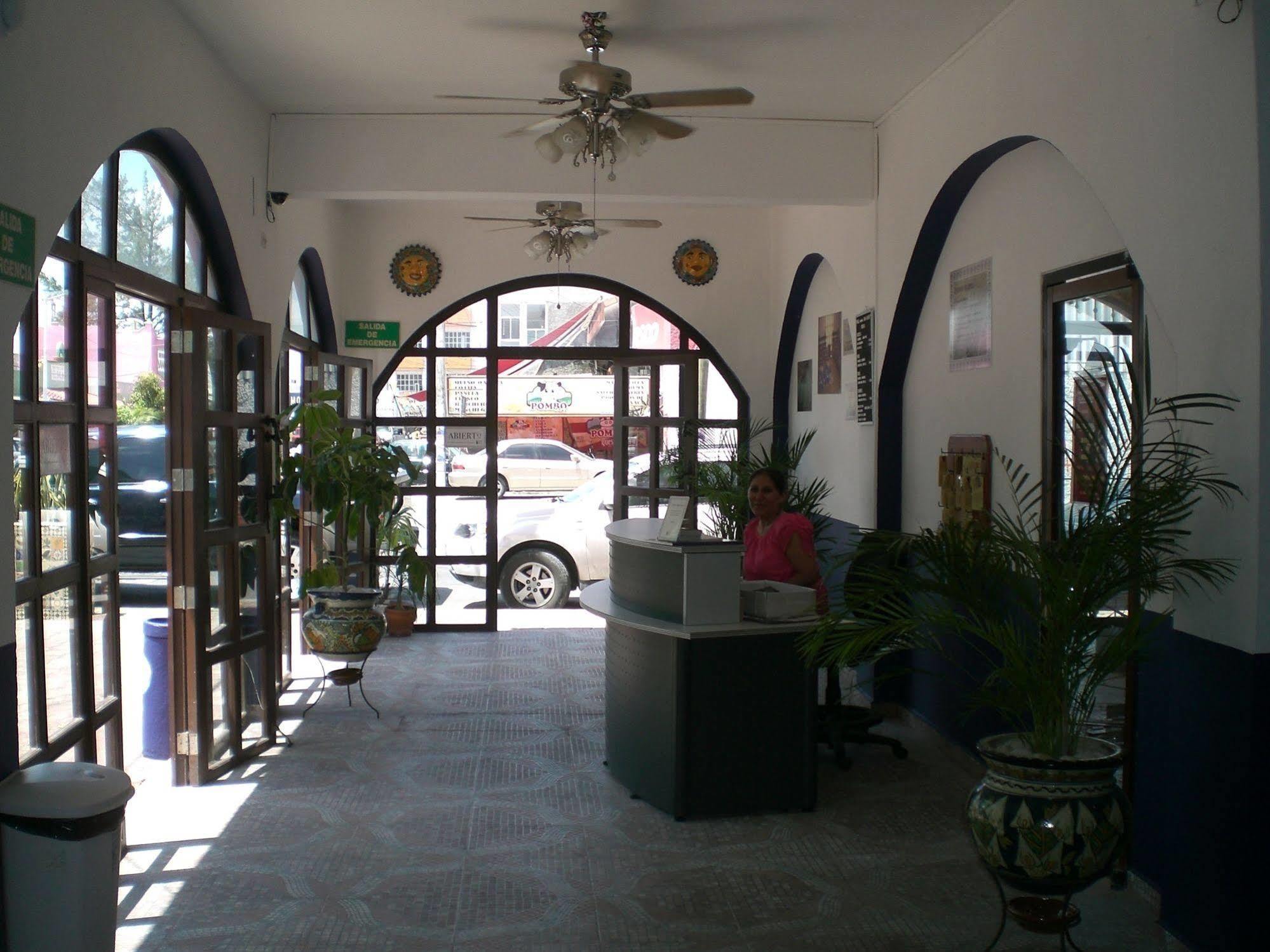 Hotel Colonial San Carlos Cancún Kültér fotó
